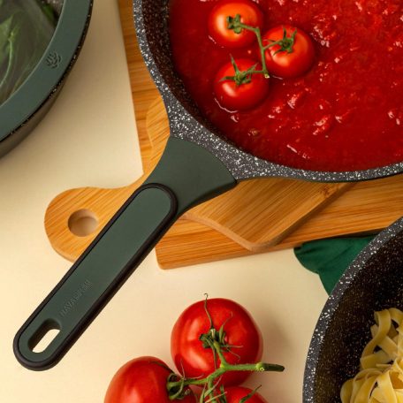 NAVA 10-302-001 Imperial tapadásmentes alumínium serpenyő, kőbevonattal, 20cm átmérő