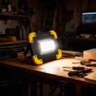 Multifunkciós reflektor - Li-ion akkumulátorral, micro-USB - 1000 lumen