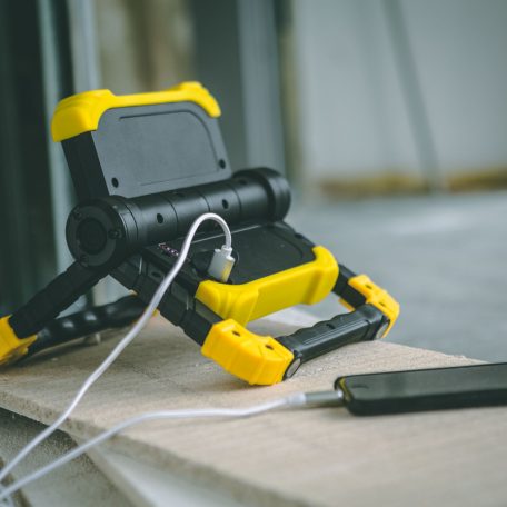 Multifunkciós reflektor - akkumulátoros - 2 x 1000 lumen LED