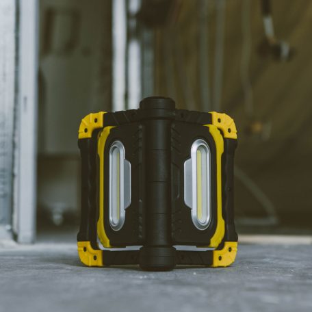 Multifunkciós reflektor - akkumulátoros - 2 x 1000 lumen LED