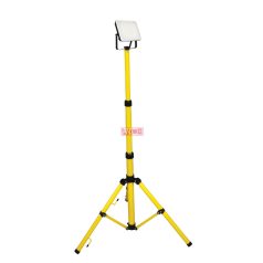 LED reflektor állvánnyal 1x30W