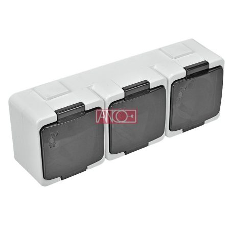 Junior 3-as földelt dugalj, IP44