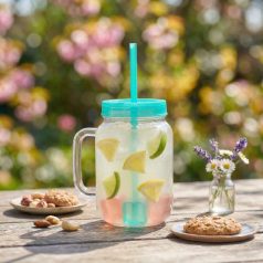   Szívószálas pohár - zöld - 4 db hűthető jégkockával, 550ml,  17 x 7.5 x 13.5 cm