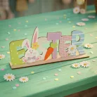 Húsvéti fekvő asztaldekoráció fából - nyuszis 