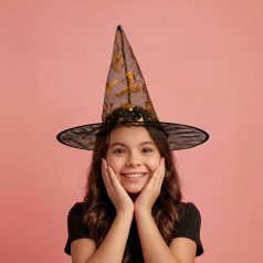   Halloween-i boszorkány kalap - 4 szín, poliészter - 38 x 34 cm