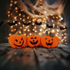   Halloween-i tök dekoráció - 10 x 10 x 11 cm - 3 féle - 3 db / csomag