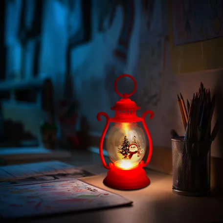 Karácsonyi dekoráció - lámpás - hóember - piros - 16,5 x 7 cm - 3 x LR44