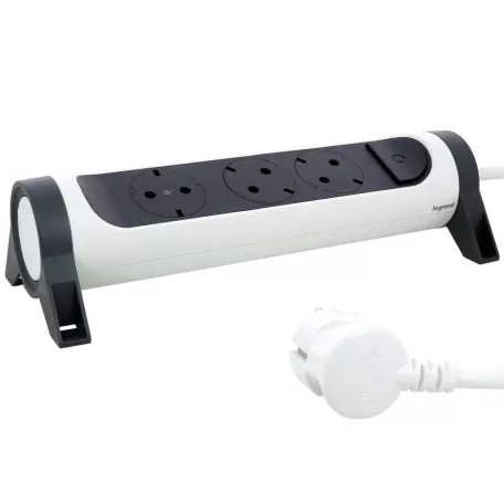 Legrand 694527 Elosztósor Premium 3x2P+F forgatható, 1,5 m vezetékkel, fehér