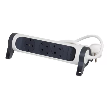 Legrand 694527 Elosztósor Premium 3x2P+F forgatható, 1,5 m vezetékkel, fehér