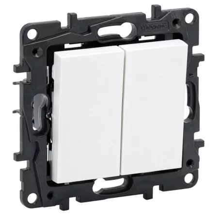 Legrand 863108 Niloé Step kettős váltókapcsoló 10AX fehér