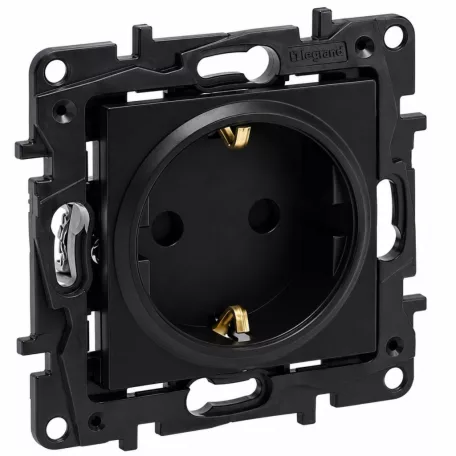 Legrand 863520 Niloé Step 2P+F csatlakozóaljzat (rugós) biztonsági zsaluval fekete