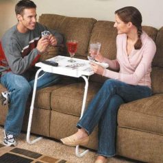 Állítható magasságú és dönthető kisasztal