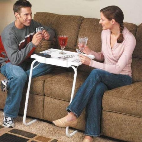 Állítható magasságú és dönthető kisasztal