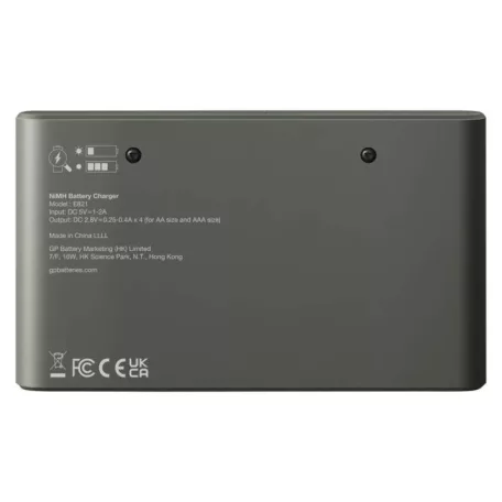 GP Akkumulátor töltő Eco E821 + 4× AA 2100 + 4× AAA 850