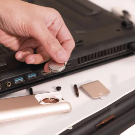 RAVER Lítium gombelem CR2032 5db/bliszter