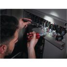 Zseblámpa LED LuxPremium / praktikus zseblámpa elemekkel és fényes CREE-LED-vel (100 lm, akár 5 óra égési idő, por- és fröccsenésálló IP54) fekete