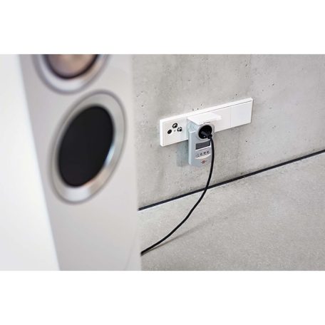 Primera-Line időzítő DT, digitális időzítő aljzat (heti időzítő visszaszámláló funkcióval és fokozott védelem a véletlen érintés ellen)