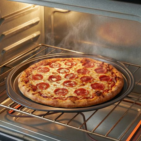 Baker’s Secret Classic Line pizzasütő tepsi - 41,3 x 38,8 x 2,1 cm