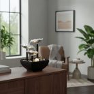 Műanyag beltéri szökőkút - virágok - 15 x 15 x 20 cm