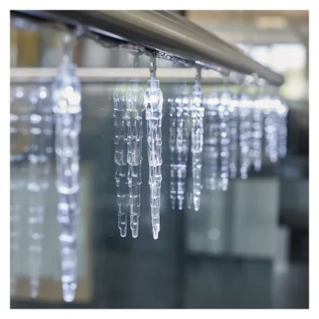 LED karácsonyi fényfüzér – 10x jégcsap, 1,35 m, 2x AA, beltéri, hideg fehér, időzítő