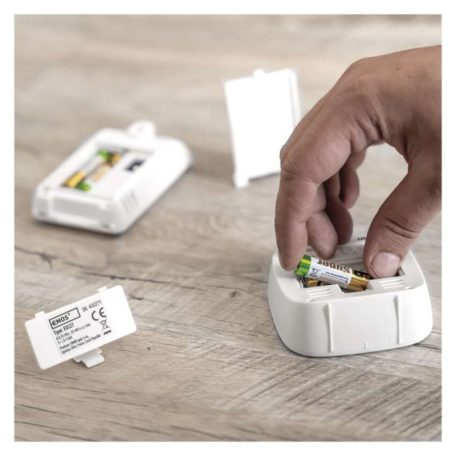 Digitális hőmérő, vezeték nélküli érzékelővel, ébresztőóra, dátum E0127