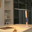 LED-es asztali lámpa