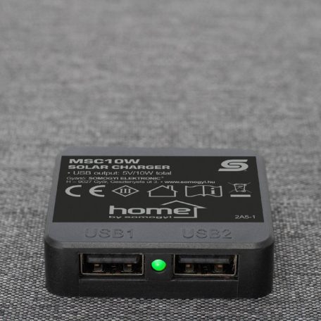 HOME MSC10W hordozható napelemes USB töltő, összecsukható, 10Watt, 2xUSB, LED töltésjelző, felakasztható, tartozék karabinerekkel