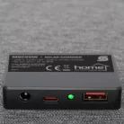 HOME MSC20W hordozható napelemes USB töltő, összecsukható, 20Watt, USB-A + USB-C + DC kimenet, PD gyorstöltés, LED töltésjelző, felakasztható, tartozék karabinerekkel