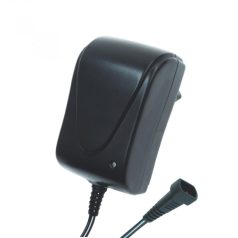1500 mA stabilizált adapter