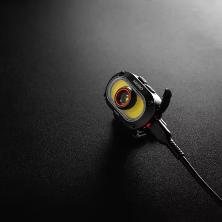 NEBO NEB-HLP-0024-H MYCRO 550 fejlámpa, 550 lumen, 7 világítási mód, víz- és ütésálló (IPX4), akkumulátoros tápellátás