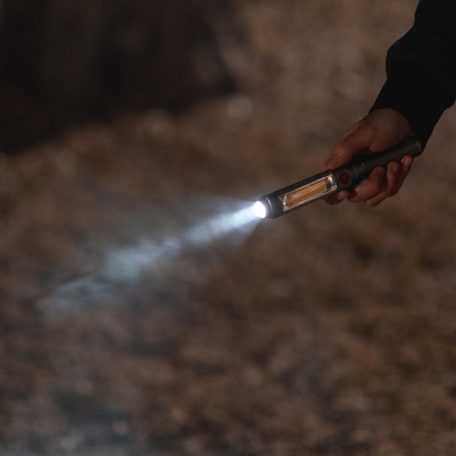 NEBO NEB-WLT-0022-G Franklin Dual zseblámpa, 500 lm - 12 lm, 7 funkció, IPX4, 2000 mAh, mágneses, övcsipesz