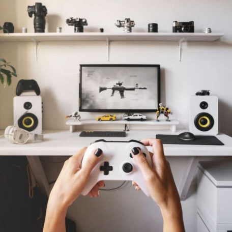 EMOS Hosszabbító tartó, 3-4 aljzathoz