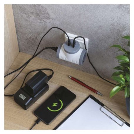 Aljzat elágazó 2×, 1×USB-A+1×USB-C, fehér-szürke