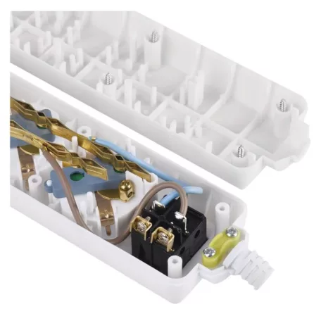 EMOS Elosztó (hosszabbító) vez nélk 3 aljzat kapcsolható