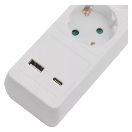 Hosszabbító 3 m / 5 aljzat / kapcsolós / fehér / 1× USB-A + 1× USB-C  / 1,5 mm2