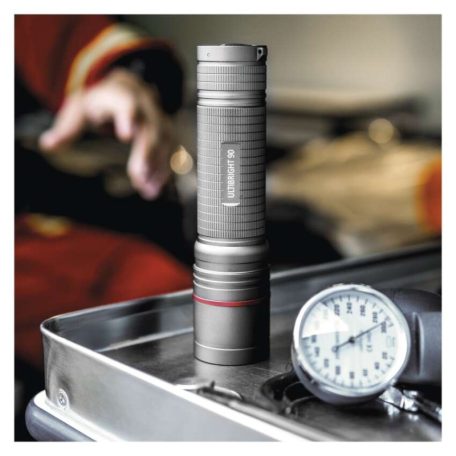 EMOS ULTIBRIGHT 90 CREE LED tölthető fém zseblámpa, 1200lm