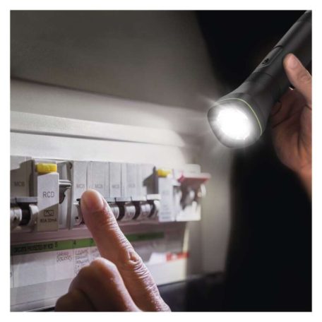 GP LED Zseblámpa C107 + 2× LR6