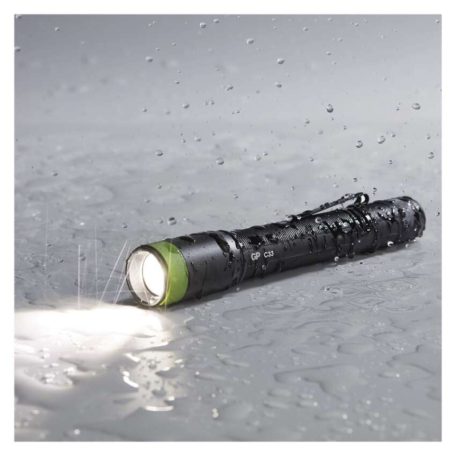 GP LED Zseblámpa C33 + 2× AA GP Ultra elem