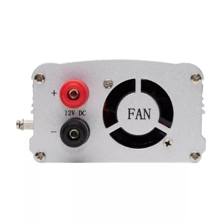 SAL SAI 600USB feszültségátalakító, 300 W, inverter, 500 mA USB töltő, gyermekzár