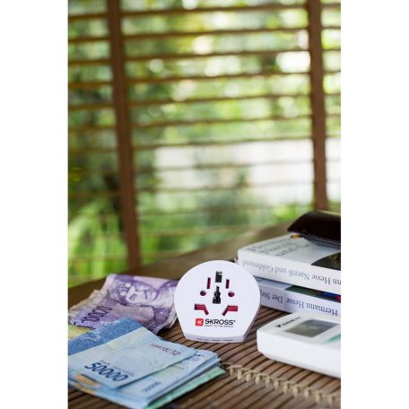 Utazó Adapter Világ-to-Europe Földelt