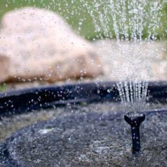   Home SWF 01 LED Napelemes kerti szökőkút, 13 cm átmérő, IP X8 HOME Solar szökőkút