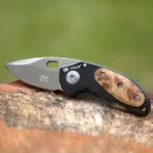 True Utility Jacknife, TU576K, 5 cm rozsdamentes acél penge, eloxált alumínium tok, mahagóni keményfabetétes nyél, jobb és balkezes