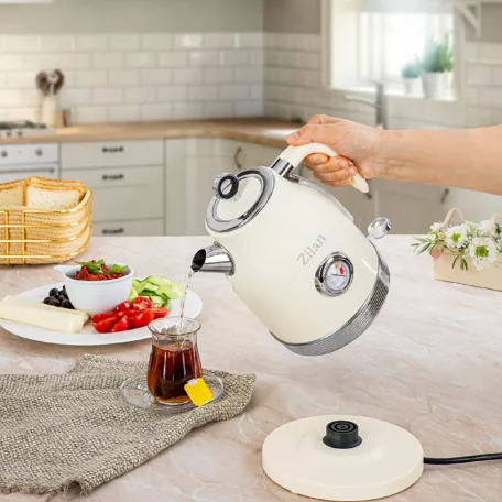 Zilan ZLN1184 retró vízforraló, 2200 W, 1,7 literes, hőmérsékletkijelzés, 360°-ban forgatható állvány, fehér