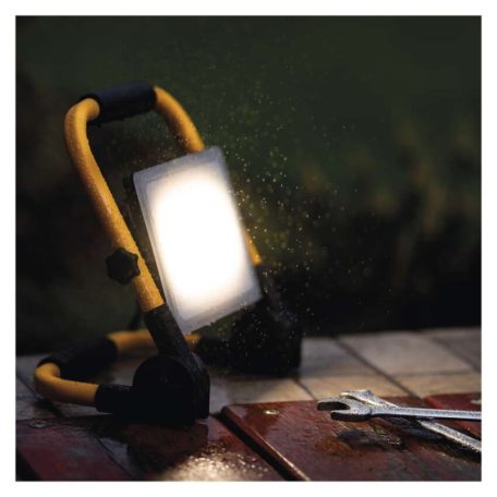EMOS LED reflektor hordozható ILIO 51W 4600lm IP44 természetes fehér