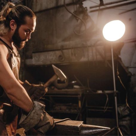 EMOS Háromlábú reflektor állvány