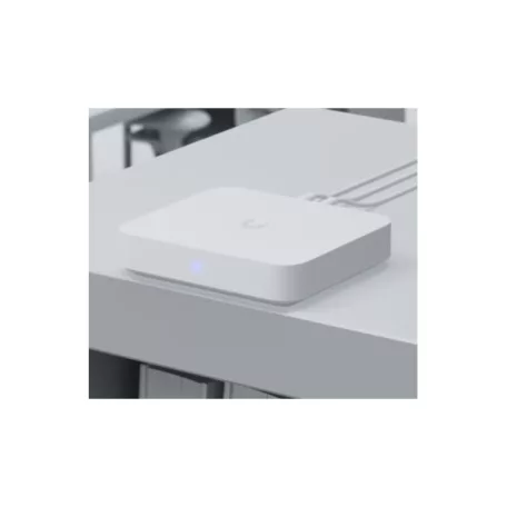 UBiQUiTi Vezetékes Router Gateway  5x2,5GbE, Asztali - UXG-MAX