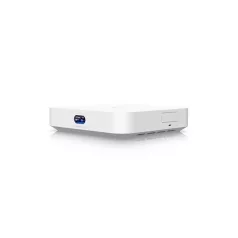   UBiQUiTi Vezetékes Cloud Gateway  4x2,5Gbps (LAN) + 1x2,5Gbps (WAN), IPS routing, OpenVPN, Asztali - UCG-MAX