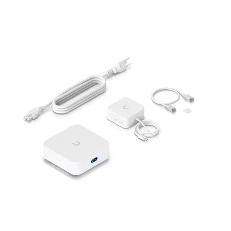 UBiQUiTi Wireless Router Gateway 1x2500Mbps + 1x10GbE, WiFi 7, Asztali - UX7