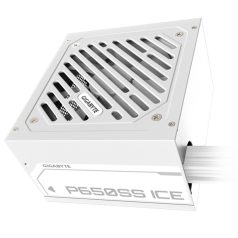 GIGABYTE Tápegység 650W 80+ Silver