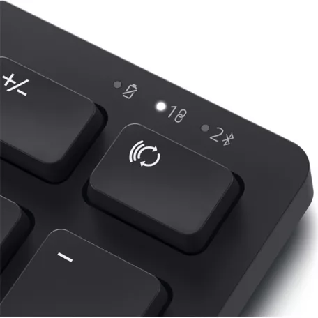 DELL Pro Compact Vezeték nélküli Billentyűzet + egér silent KM555 - Hungarian (QWERTZ) - Fekete